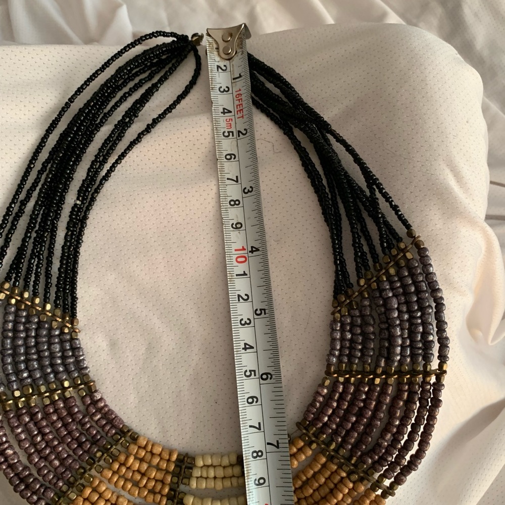 Bead statement necklace - Picture 3 of 3